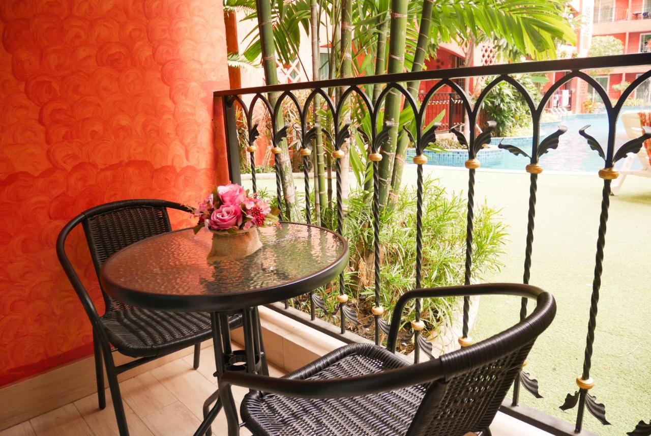 Seven Seas Pattaya Poolside Room ห้องติดสระ Jomtien Beach Exterior foto