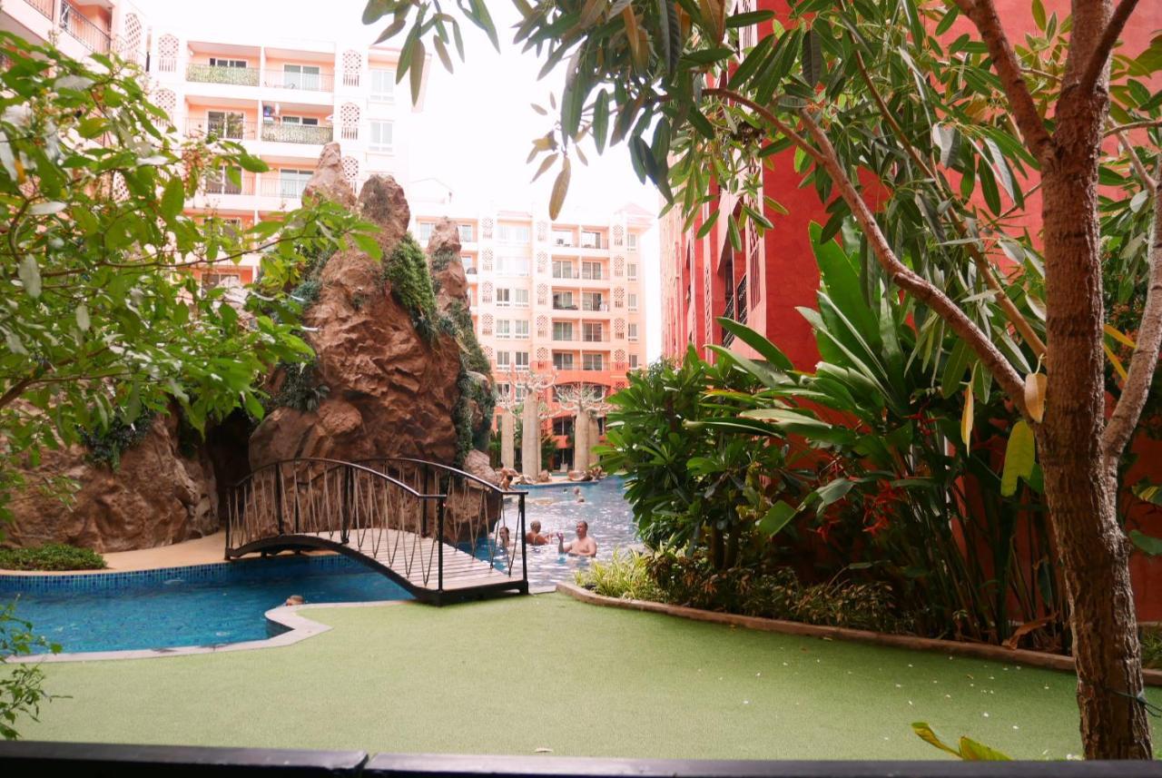 Seven Seas Pattaya Poolside Room ห้องติดสระ Jomtien Beach Exterior foto